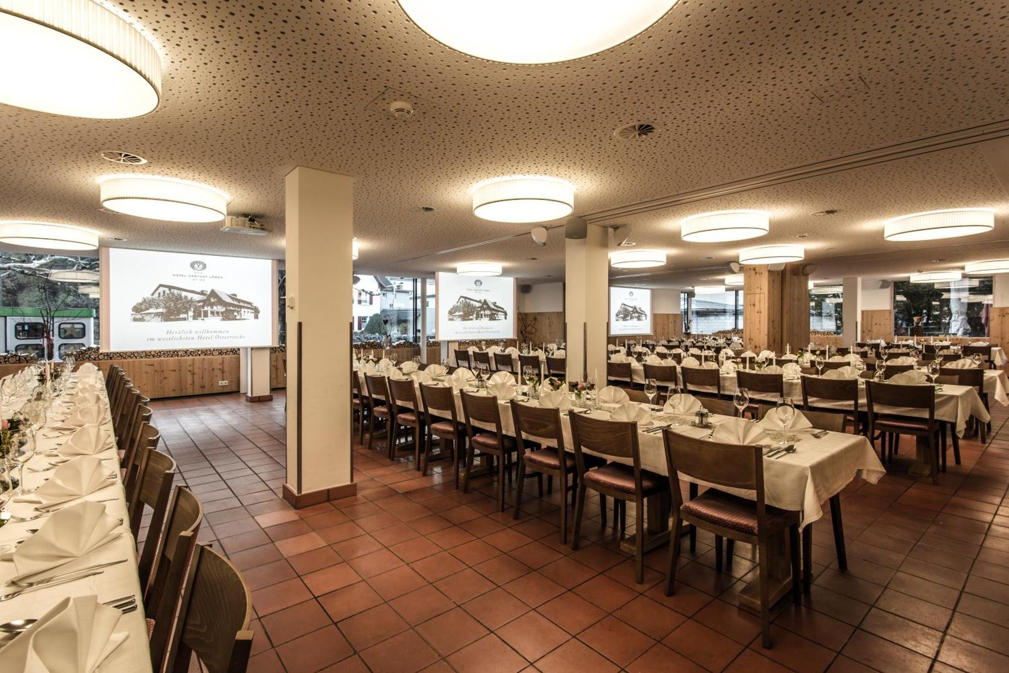 Hotel-Gasthof Loewen Feldkirch Buitenkant foto