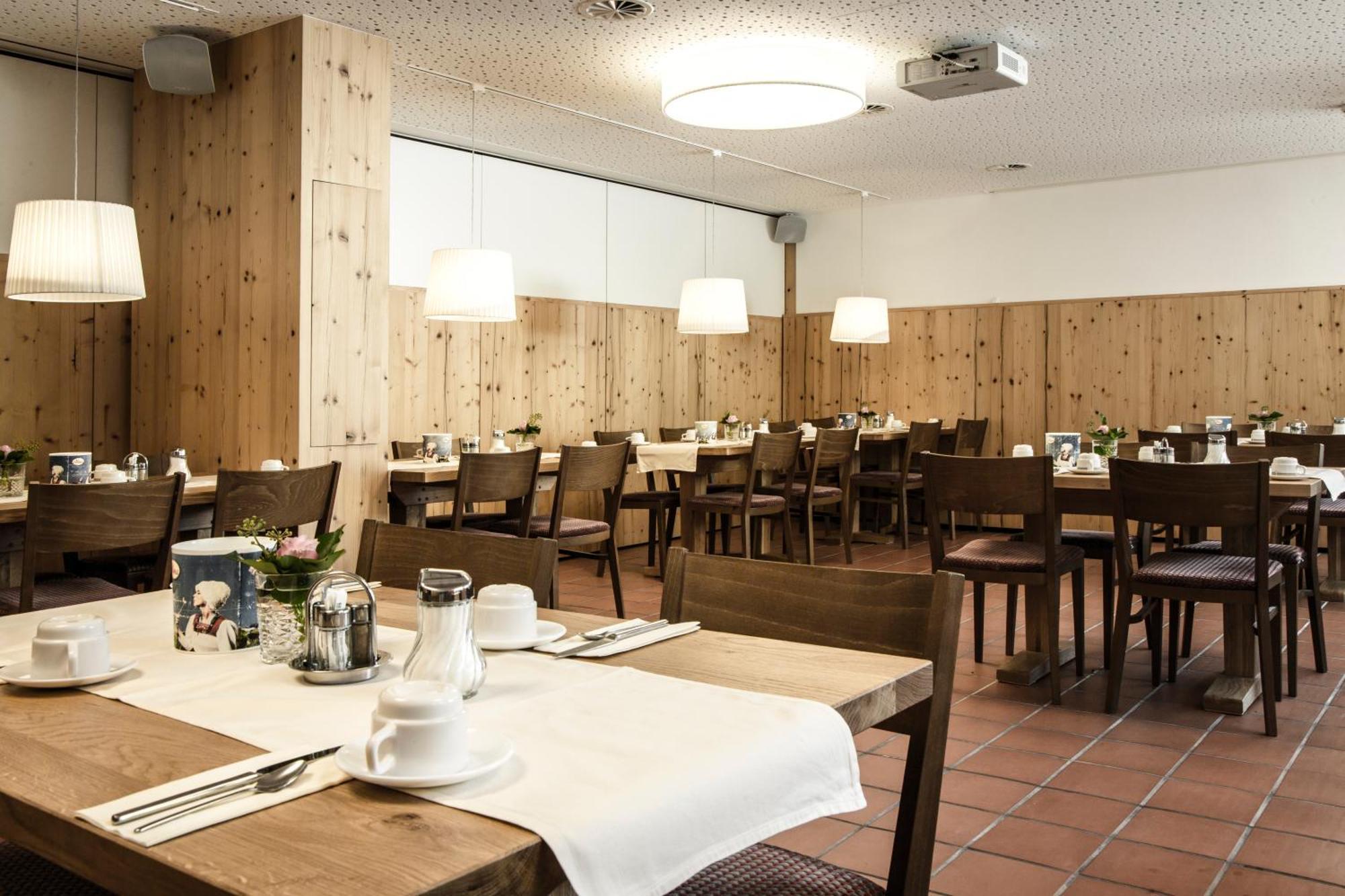 Hotel-Gasthof Loewen Feldkirch Buitenkant foto
