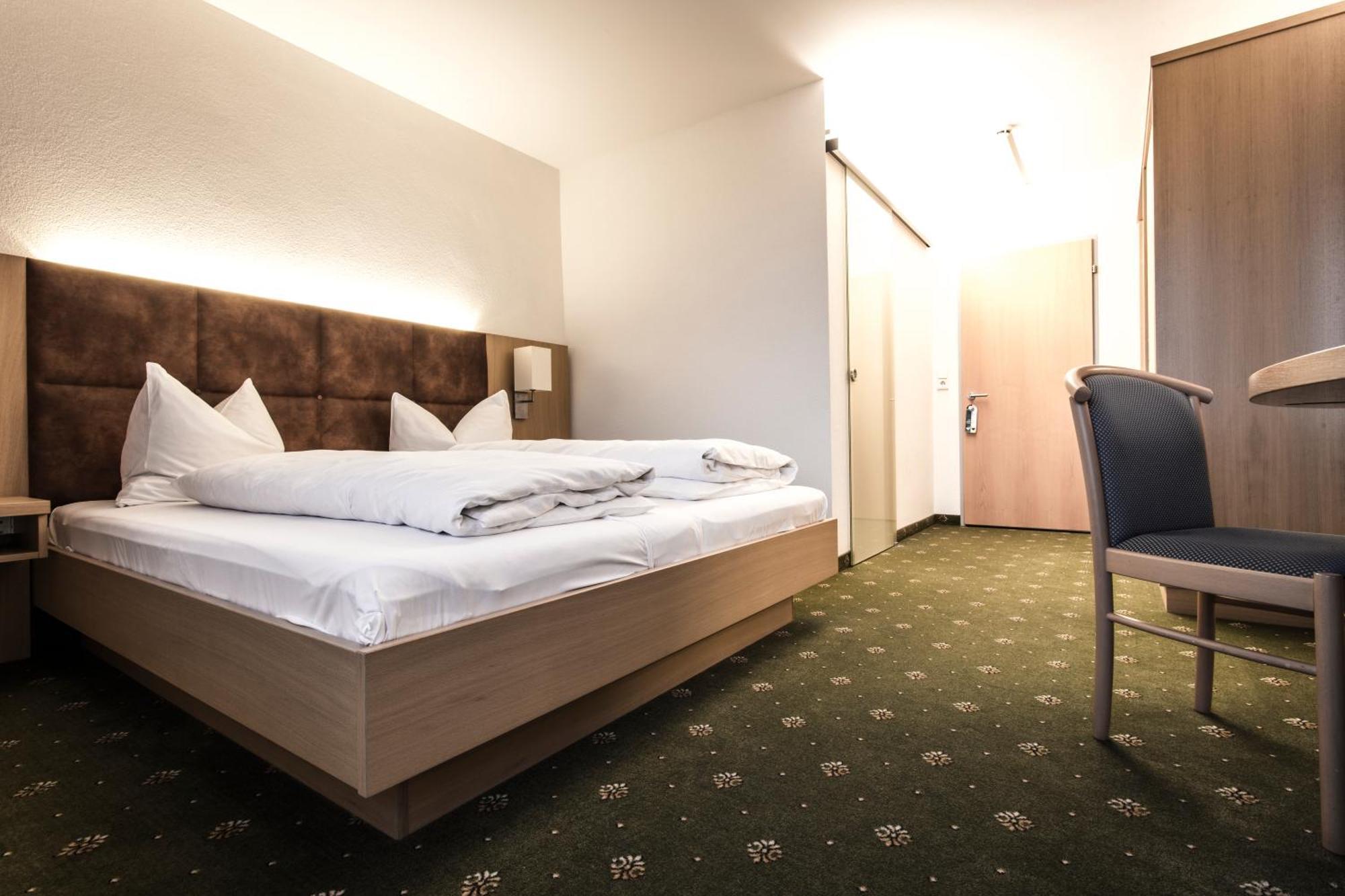 Hotel-Gasthof Loewen Feldkirch Buitenkant foto