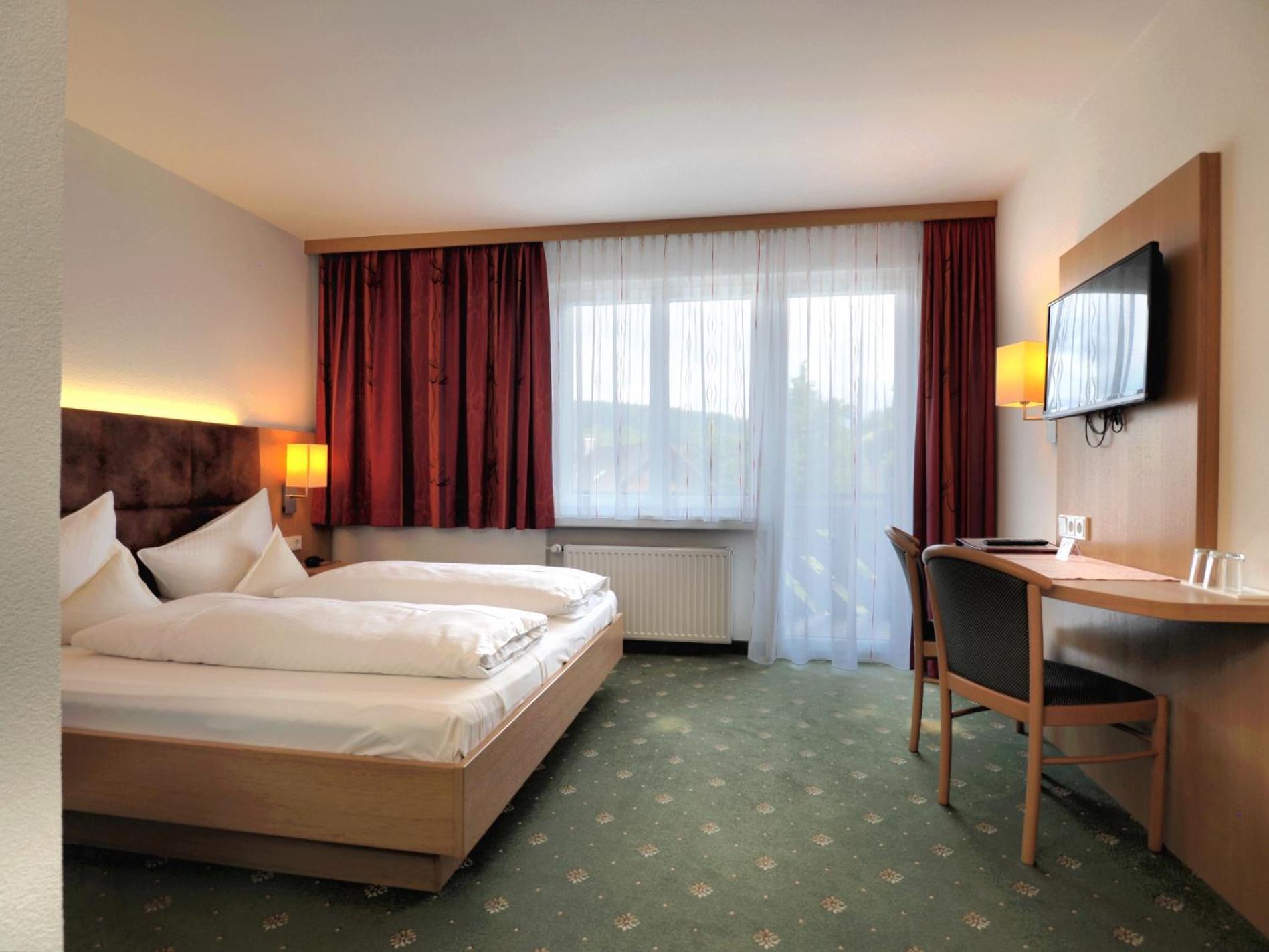 Hotel-Gasthof Loewen Feldkirch Buitenkant foto